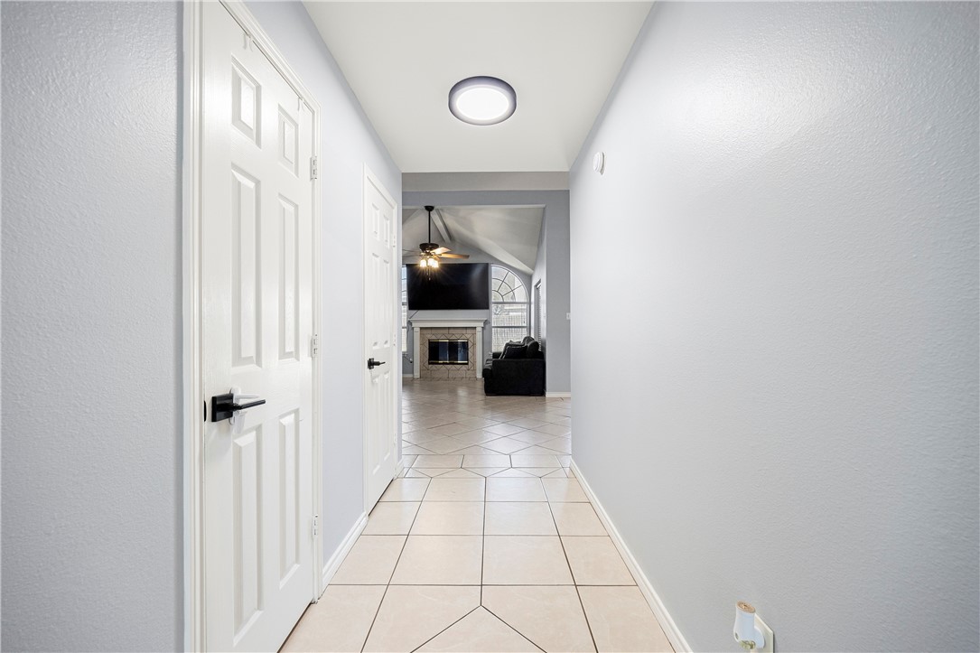 5410 Knights Circle Corpus Christi, TX 78413 - Photo 5 of 29