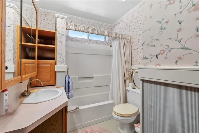 $415,000 | 4166 Cambridge Street, Kansas City, KS 66103