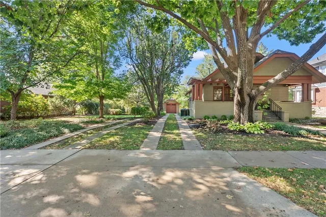 $415,000 | 4166 Cambridge Street, Kansas City, KS 66103