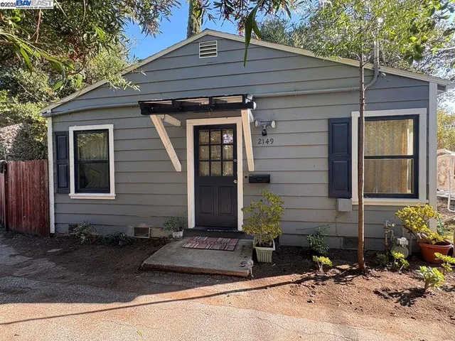 $2,500,000 | 2145 Columbia Street, Palo Alto, CA 94306