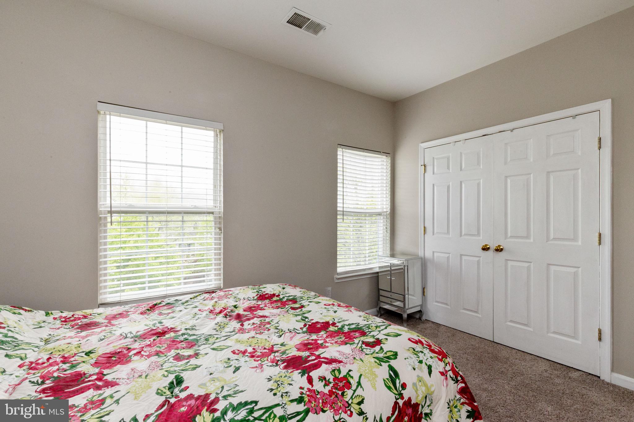 12189 Caithness Circle Bristow, VA 20136 - Photo 19 of 31