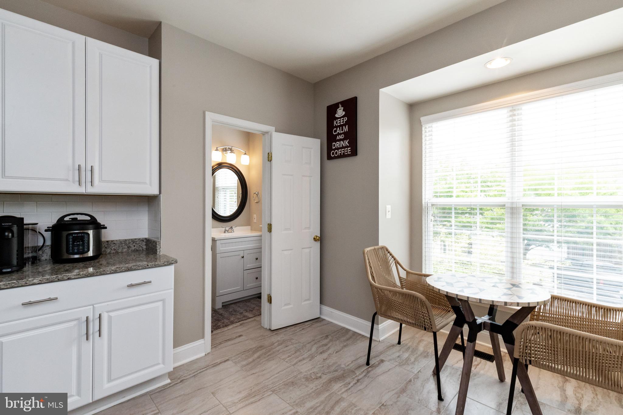 12189 Caithness Circle Bristow, VA 20136 - Photo 8 of 31