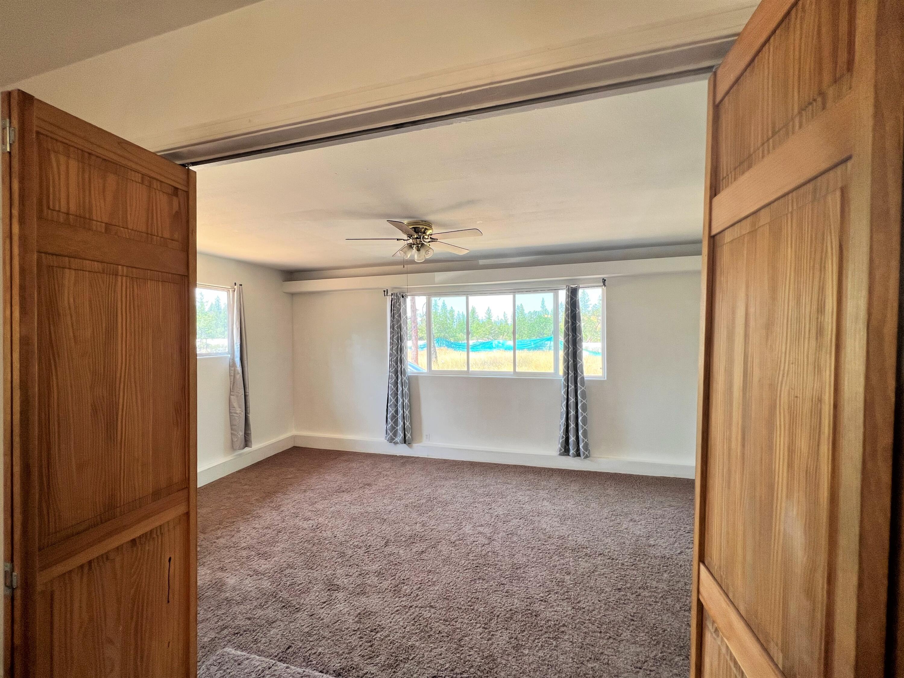 6629 Rockydale Road Cave Junction, OR 97523 - Photo 23 of 38 11-bedroom