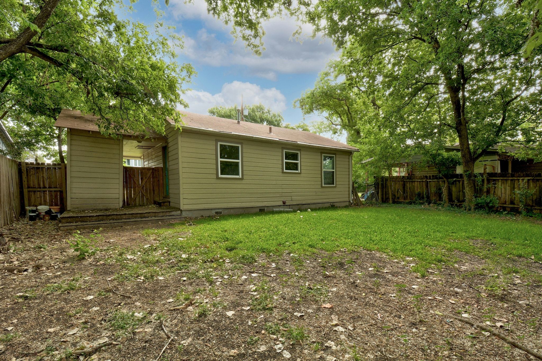 907 East 56th Street Austin, TX 78751 - Photo 17 of 20 front view of house with a yard
