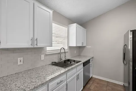 $280,000 | 6621 Hughes Drive, Watauga, TX 76148