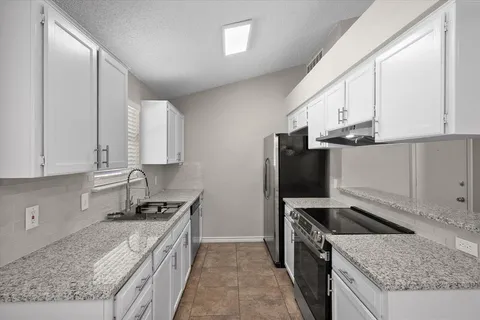 $280,000 | 6621 Hughes Drive, Watauga, TX 76148