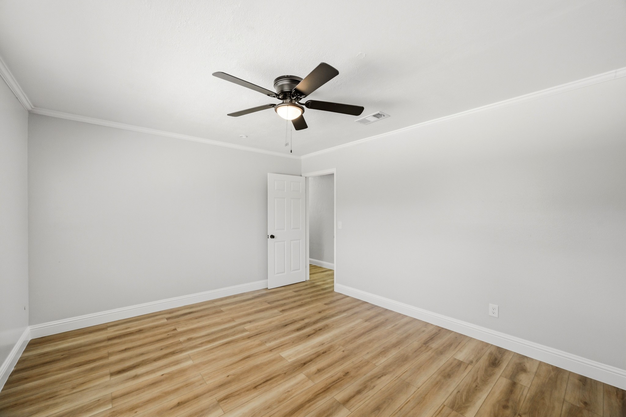 1310 Burning Tree Road Houston, TX 77339 - Photo 19 of 32