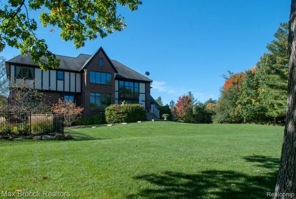 565 Sheldon Court Rochester, MI 48306 - Photo 57 of 75 DSC_0556.jpg