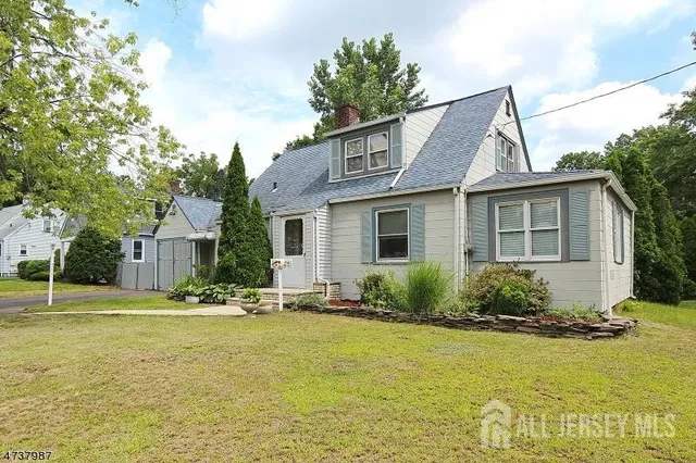 $3,500 | 2 Mohawk Drive, Cranford, NJ 07016