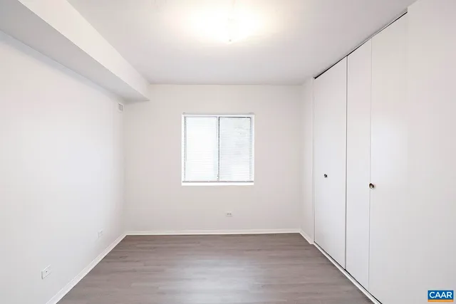 $1,650 | 1800 Jefferson Park Avenue, Unit 302, Charlottesville, VA 22903