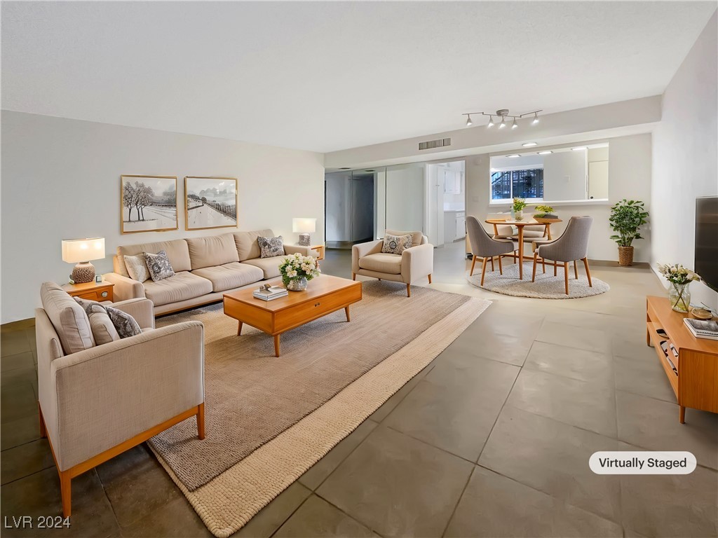 356 East Desert Inn Road, Unit 109 Las Vegas, NV 89109 - Photo 2 of 29 Gallery Image 2