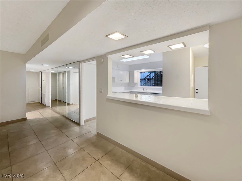 356 East Desert Inn Road, Unit 109 Las Vegas, NV 89109 - Photo 22 of 29 Gallery Image 22