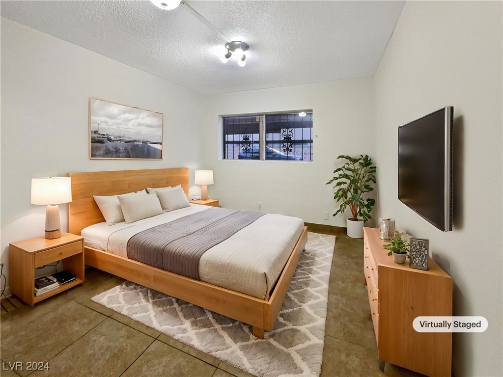 356 East Desert Inn Road, Unit 109 Las Vegas, NV 89109 - Photo 4 of 29 Gallery Image 4