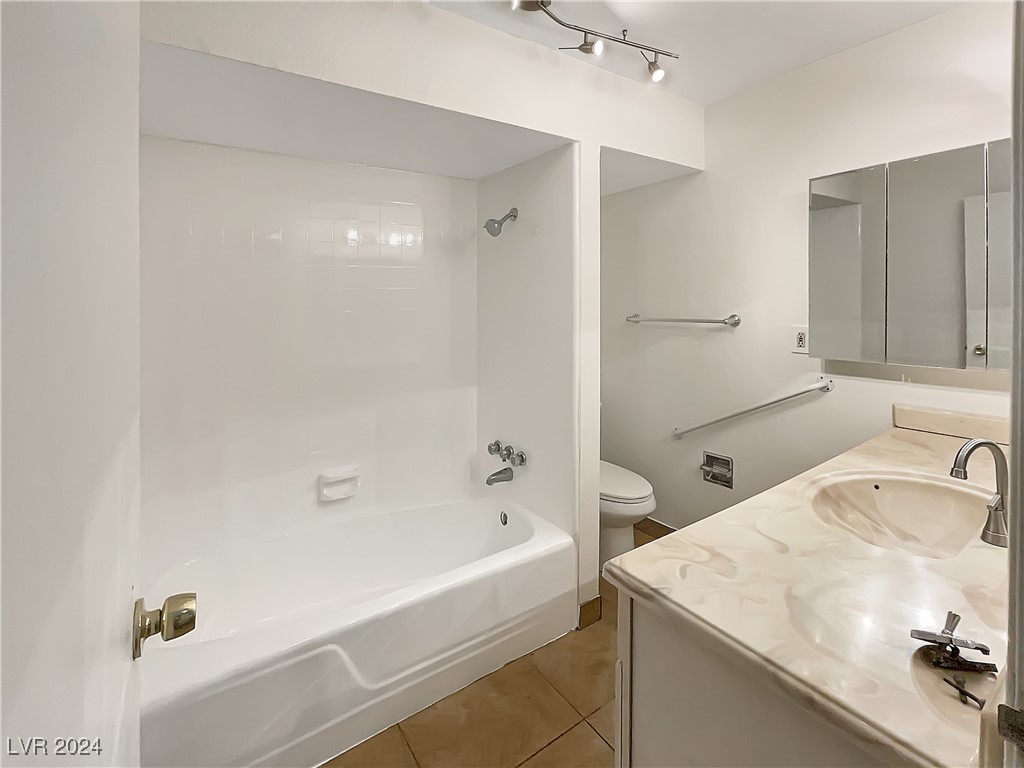 356 East Desert Inn Road, Unit 109 Las Vegas, NV 89109 - Photo 7 of 29 Gallery Image 7