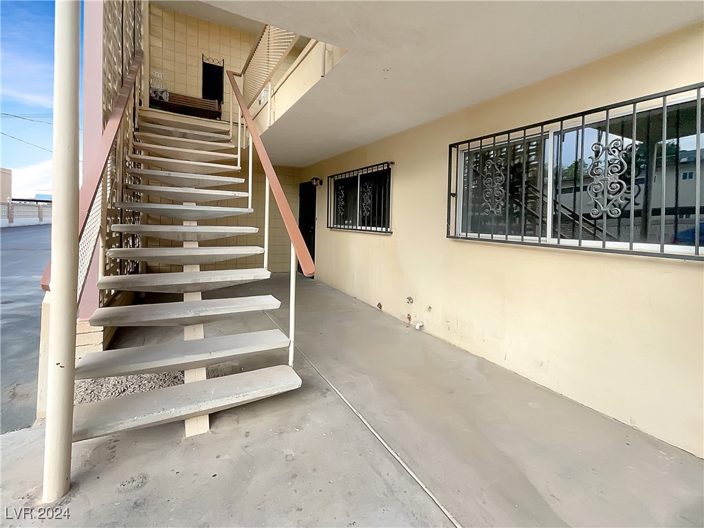 356 East Desert Inn Road, Unit 109 Las Vegas, NV 89109 - Photo 10 of 29 Gallery Image 10