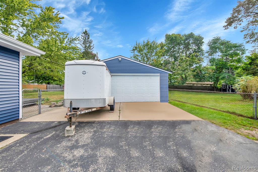3285 Melvin Avenue Rochester Hills, MI 48307 - Photo 21 of 25