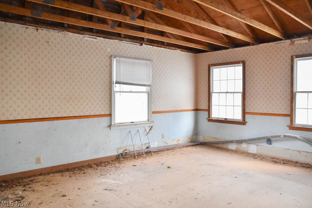 5201 Rootstown Road Ravenna, OH 44266 - Photo 8 of 18 Master suite with a private full bath.