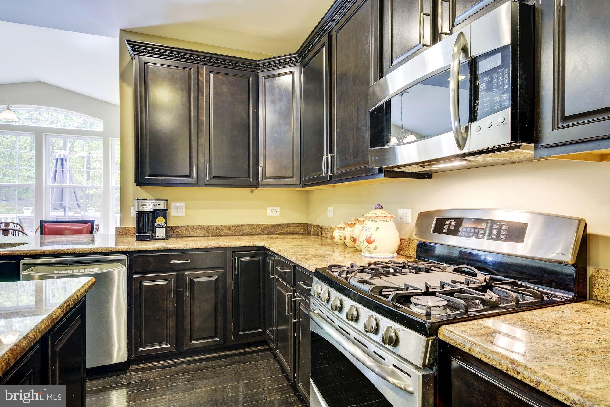 821 Tall Grass Road Westminster, MD 21157 - Photo 20 of 61 Eat-In Kitchen | Stainless Steel Appliances