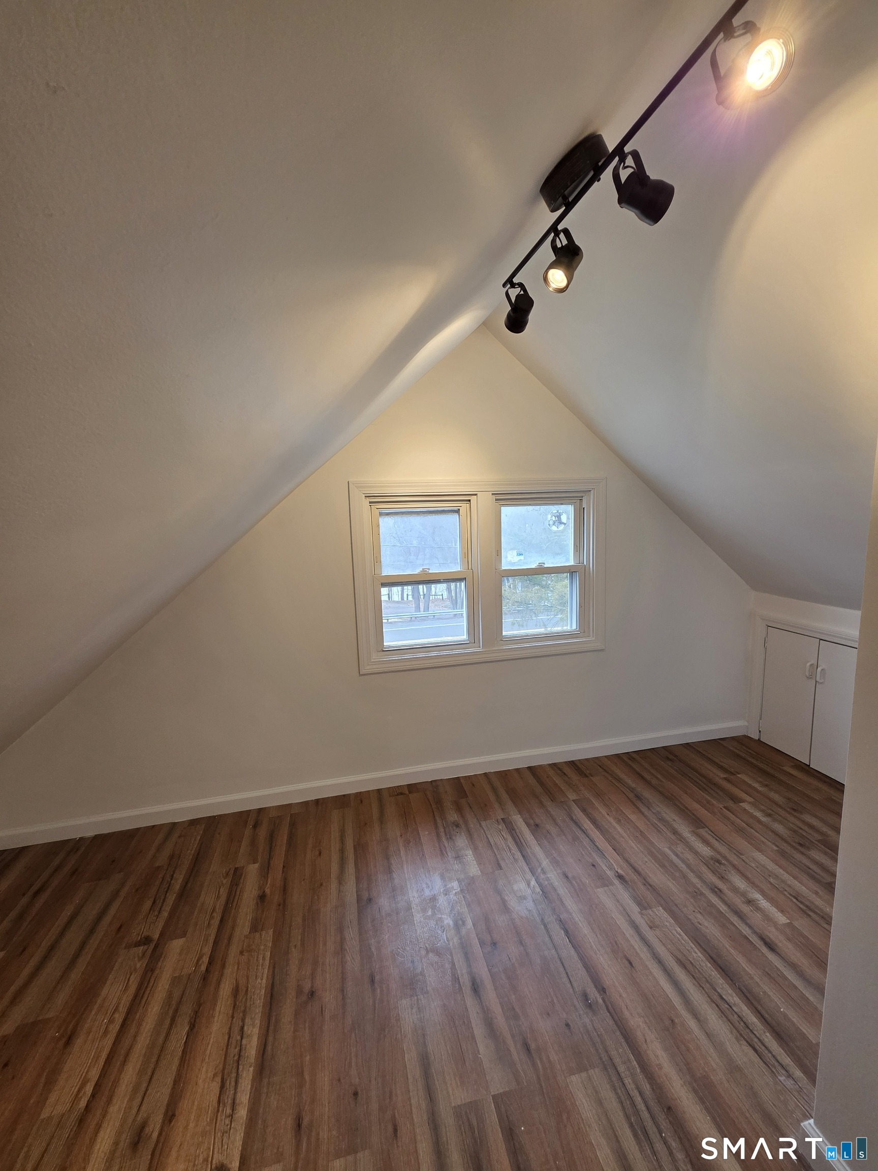 784 Howe Avenue Shelton, CT 06484 - Photo 13 of 16