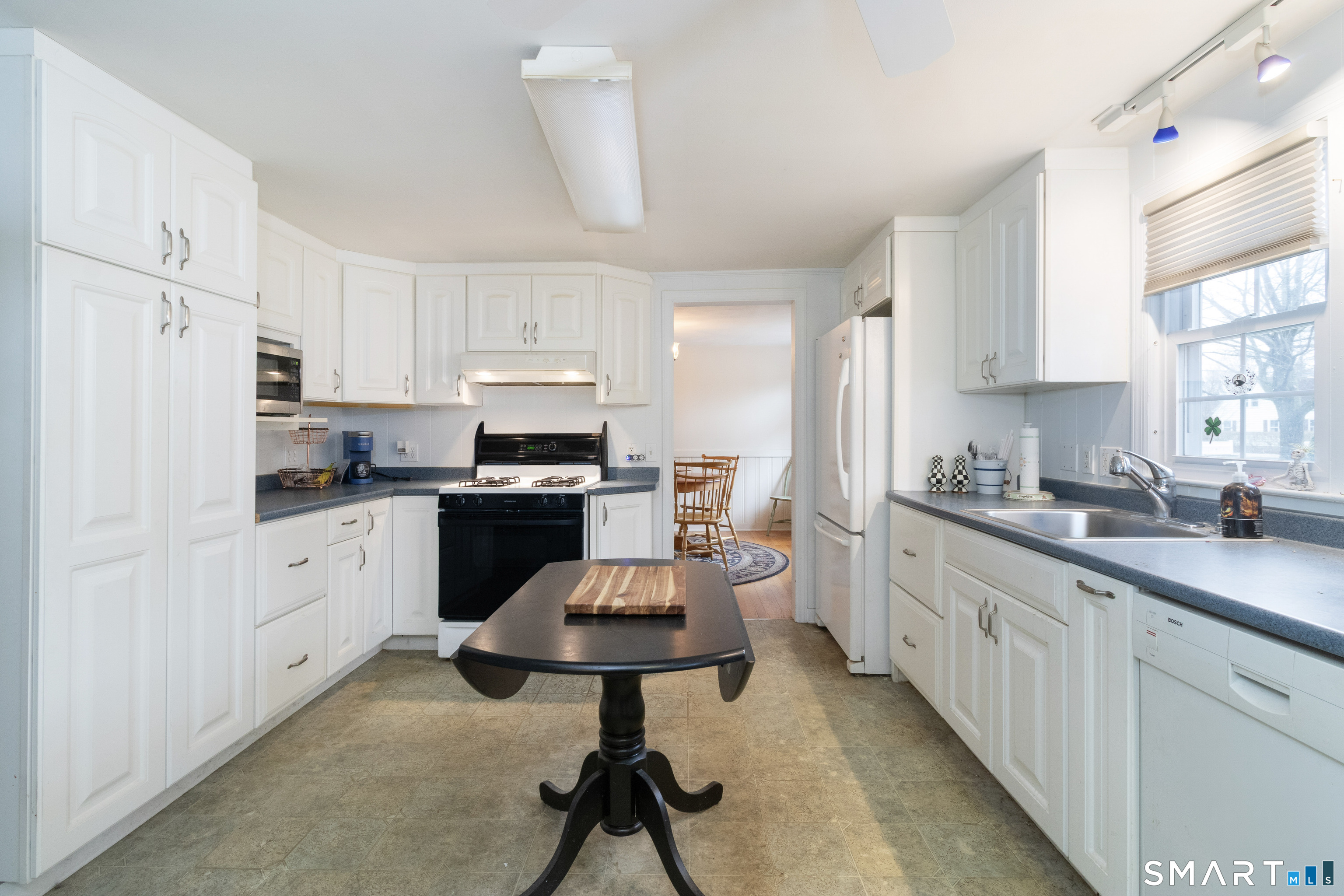 3 Birch Street Old Saybrook, CT 06475 - Photo 18 of 25