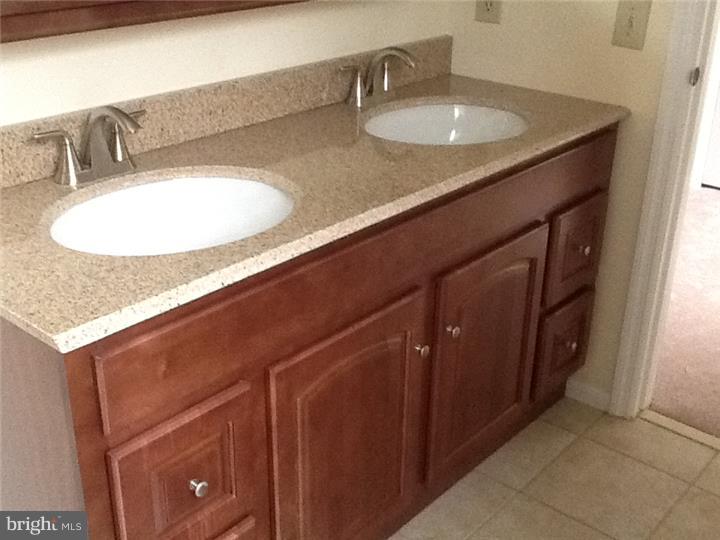413 Inverness Road Williamstown, NJ 08094 - Photo 14 of 18 Bathroom
