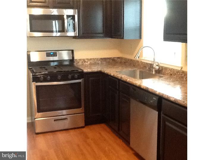 413 Inverness Road Williamstown, NJ 08094 - Photo 4 of 18 Kitchen