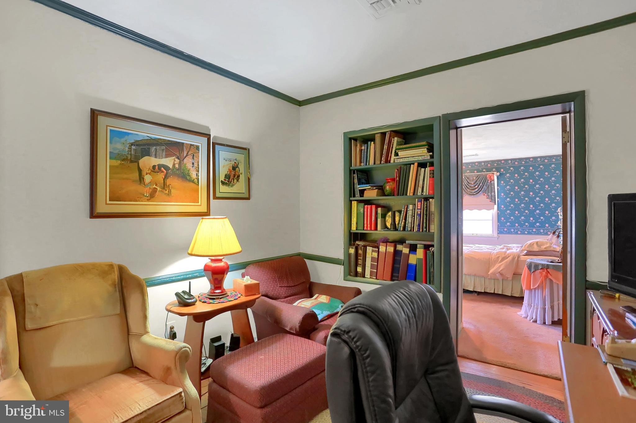 51 West Hoke Street Spring Grove, PA 17362 - Photo 13 of 41 Gallery Image 13