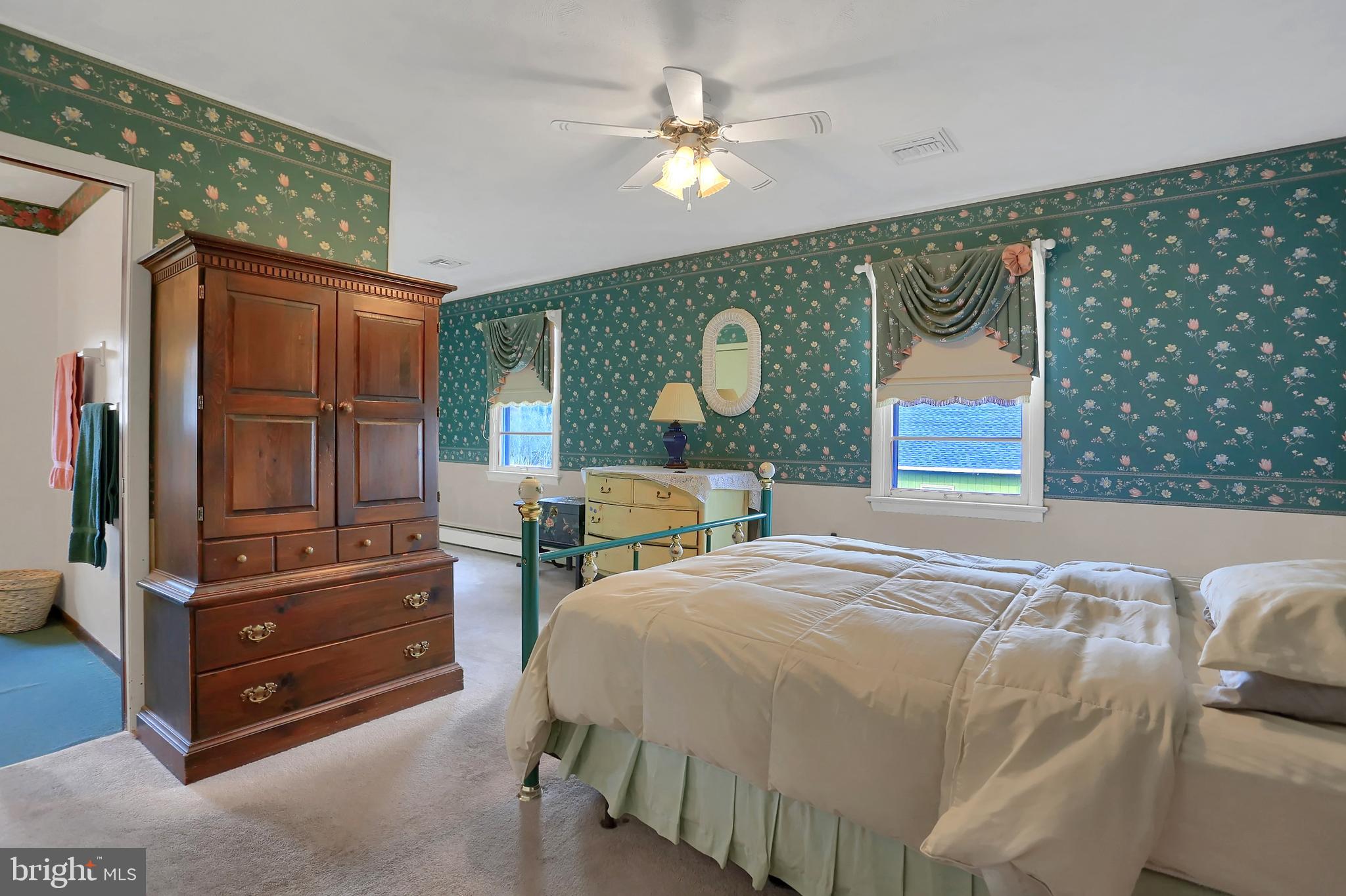 51 West Hoke Street Spring Grove, PA 17362 - Photo 15 of 41 Gallery Image 15