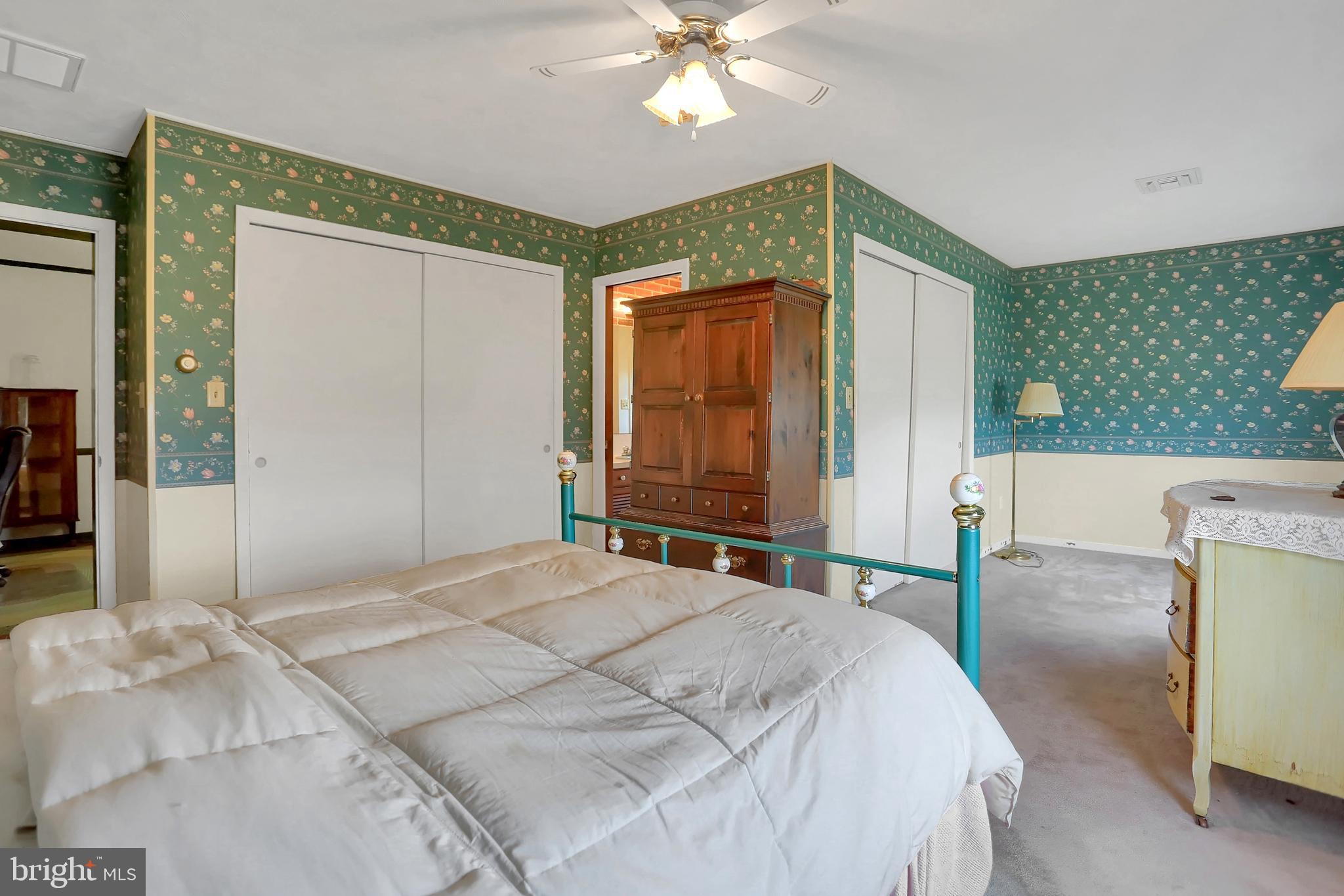 51 West Hoke Street Spring Grove, PA 17362 - Photo 17 of 41 Gallery Image 17