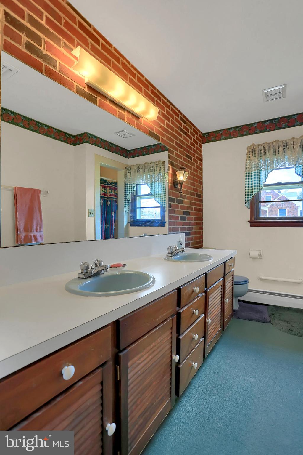 51 West Hoke Street Spring Grove, PA 17362 - Photo 20 of 41 Gallery Image 20