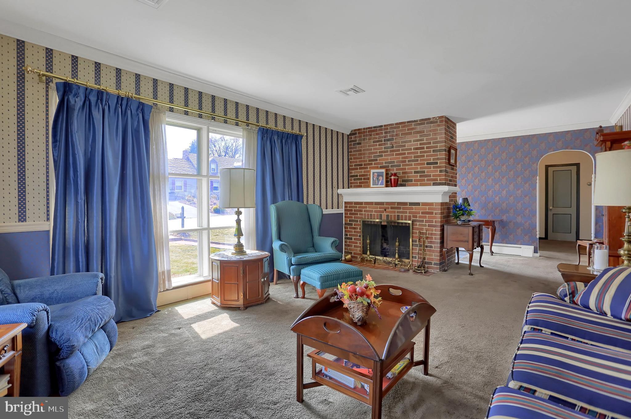 51 West Hoke Street Spring Grove, PA 17362 - Photo 3 of 41 Gallery Image 3