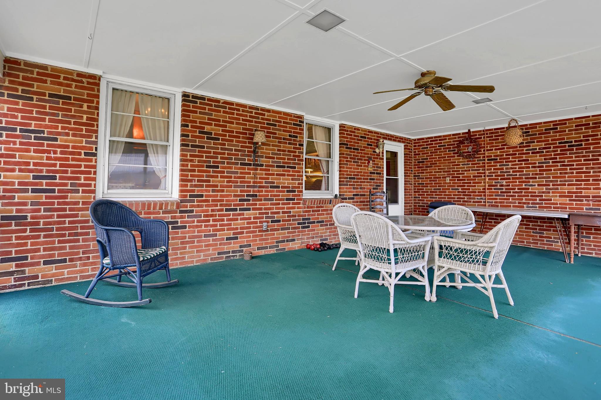 51 West Hoke Street Spring Grove, PA 17362 - Photo 31 of 41 Gallery Image 31