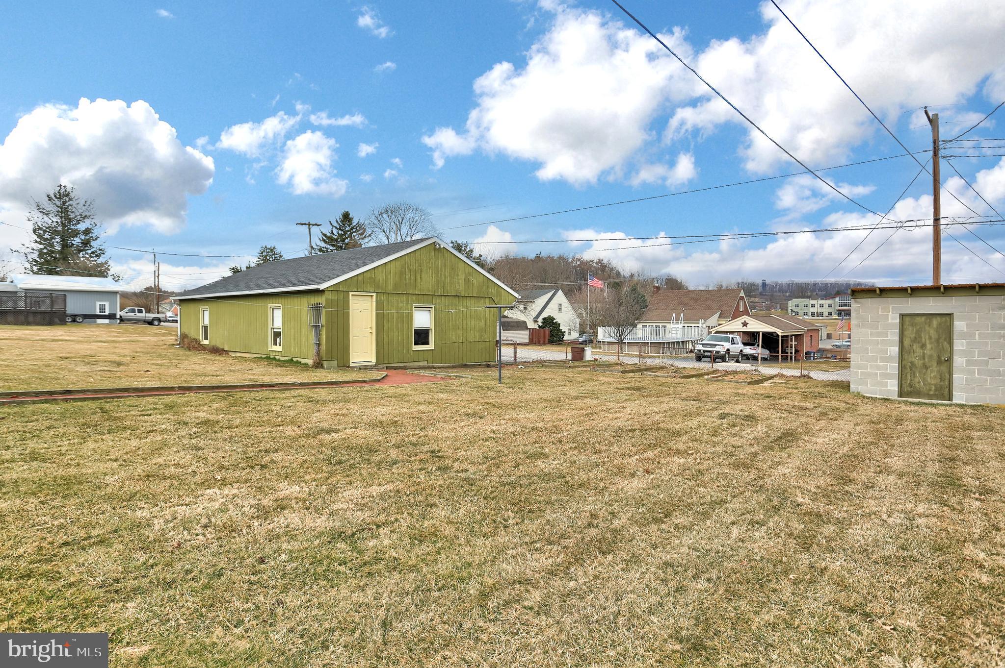51 West Hoke Street Spring Grove, PA 17362 - Photo 39 of 41 Gallery Image 39