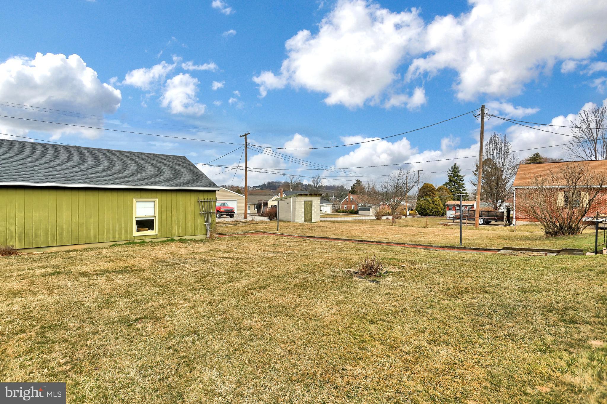 51 West Hoke Street Spring Grove, PA 17362 - Photo 40 of 41 Gallery Image 40