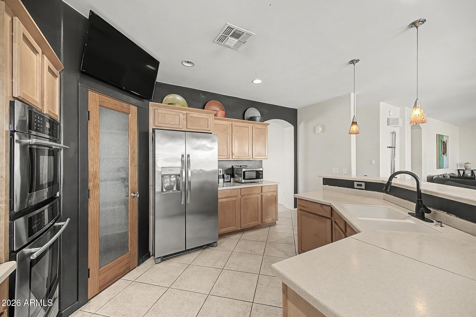 2524 East Fremont Road Phoenix, AZ 85042 - Photo 22 of 54