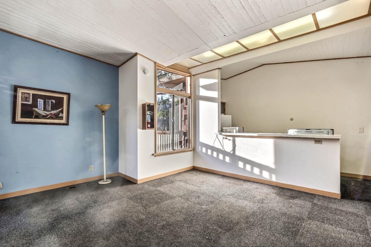 500 West Middlefield Road, Unit 108 Mountain View, CA 94043 - Photo 12 of 17 Gallery Image 12