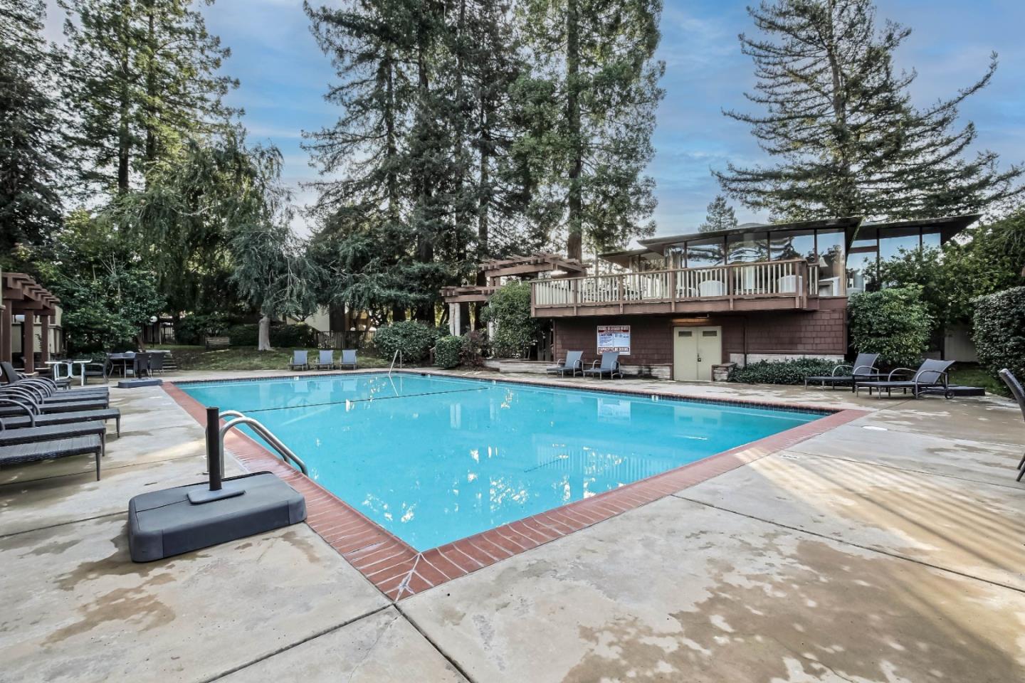 500 West Middlefield Road, Unit 108 Mountain View, CA 94043 - Photo 13 of 17 Gallery Image 13