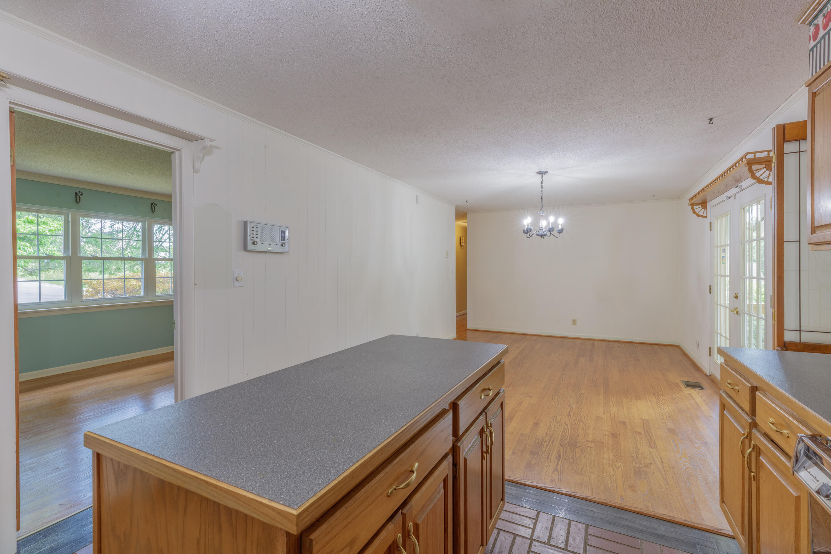 8790 Igou Gap Road Chattanooga, TN 37421 - Photo 16 of 46 Storage at island