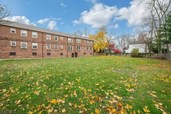 $379,000 | 380 Main Street, Unit 19, Chatham, NJ 07928