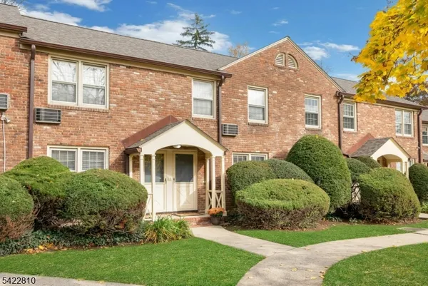 $379,000 | 380 Main Street, Unit 19, Chatham, NJ 07928