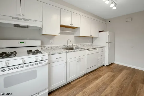 $379,000 | 380 Main Street, Unit 19, Chatham, NJ 07928