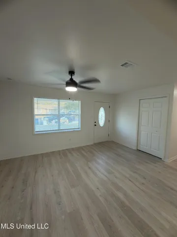 $1,600 | 6517 Lancaster Boulevard, Ocean Springs, MS 39564