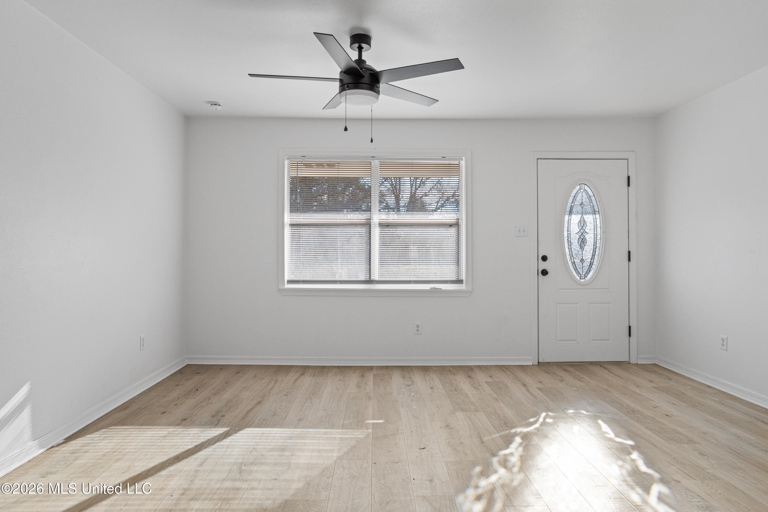 6517 Lancaster Boulevard Ocean Springs, MS 39564 - Photo 4 of 20 0004