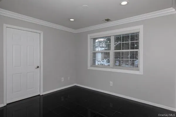 $3,775 | 191 Overlook Drive, Unit 191, Farmingville, NY 11738