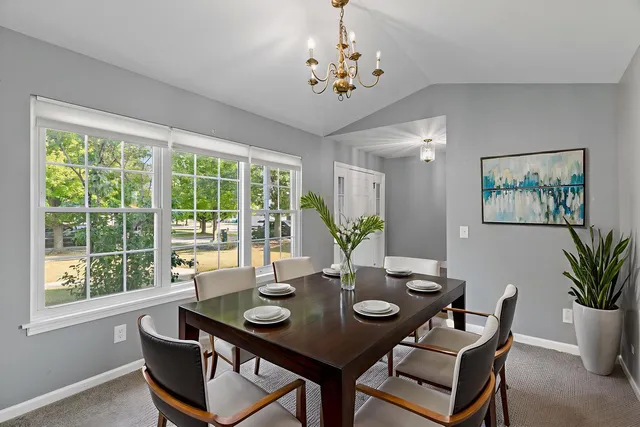 $349,900 | 220 West Ashton Drive, Maple Park, IL 60151