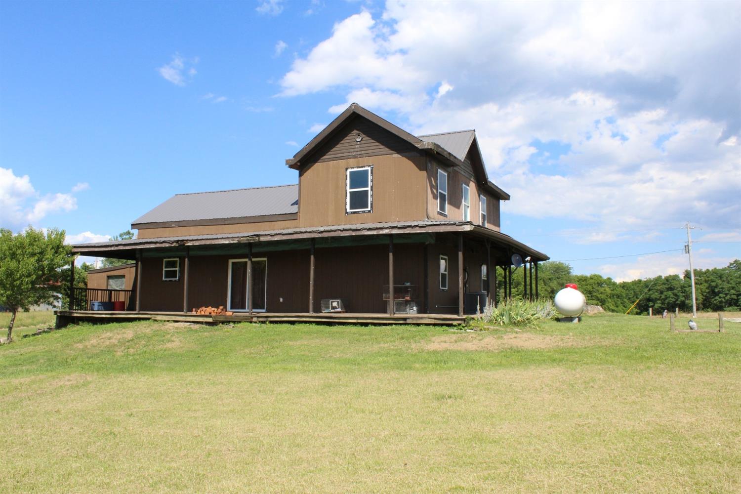 12307 Quercus Grove Road Rising Sun, IN 47040 - Photo 2 of 29