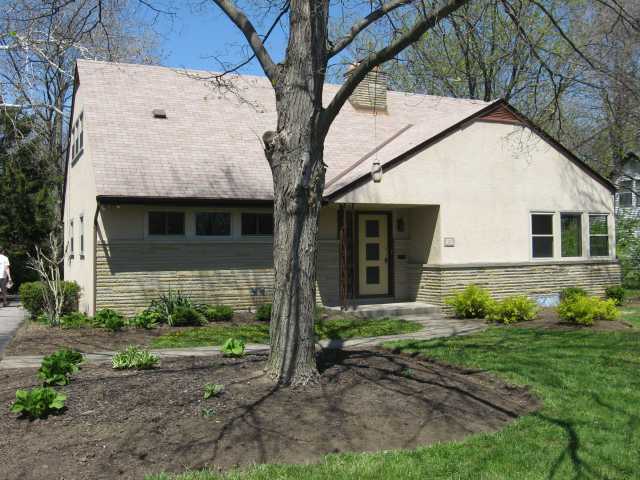 1235 Haddon Road Columbus, OH 43209 - Photo 1 of 14 Gallery Image 1