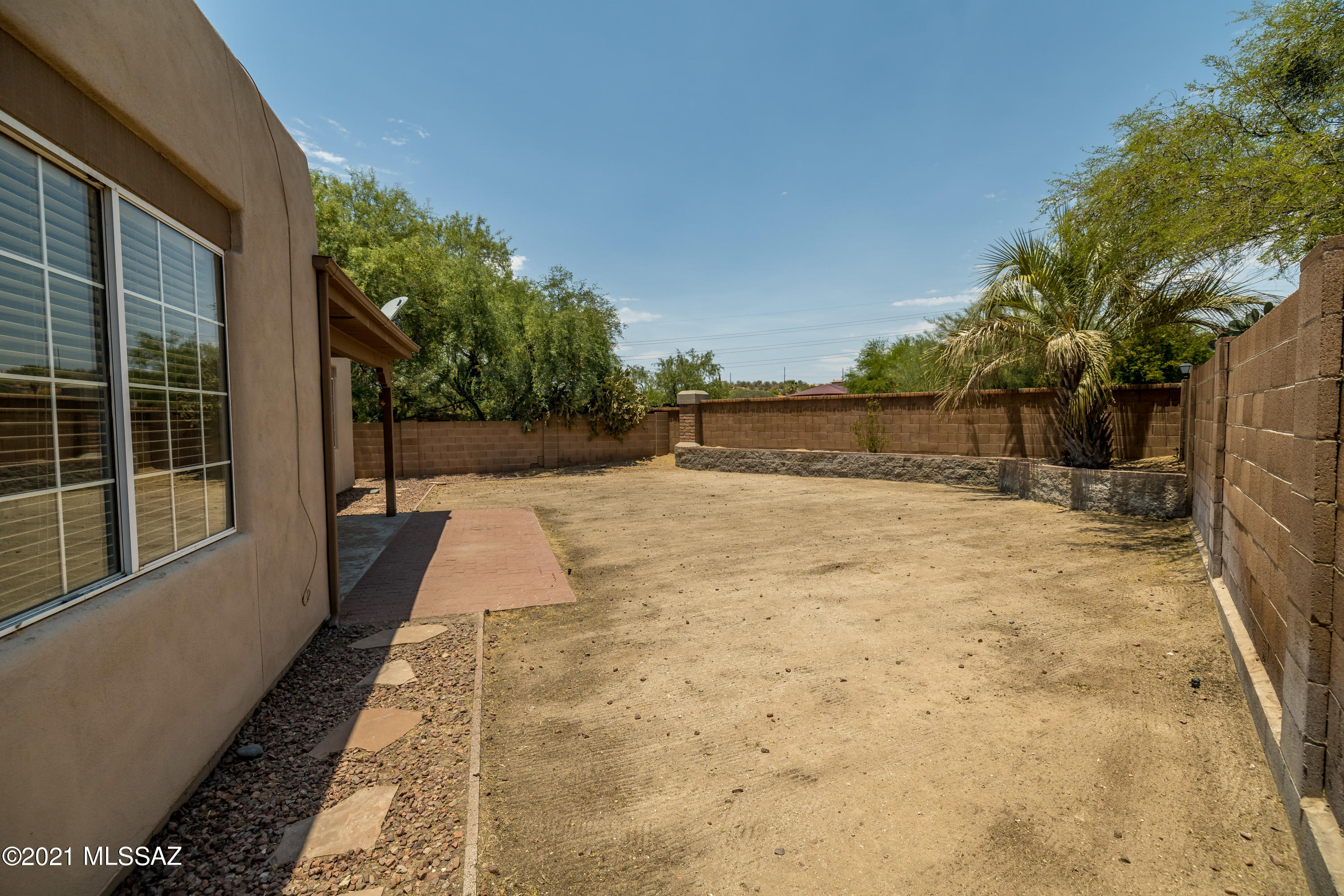 10196 North Inverrary Place Oro Valley, AZ 85737 - Photo 36 of 38