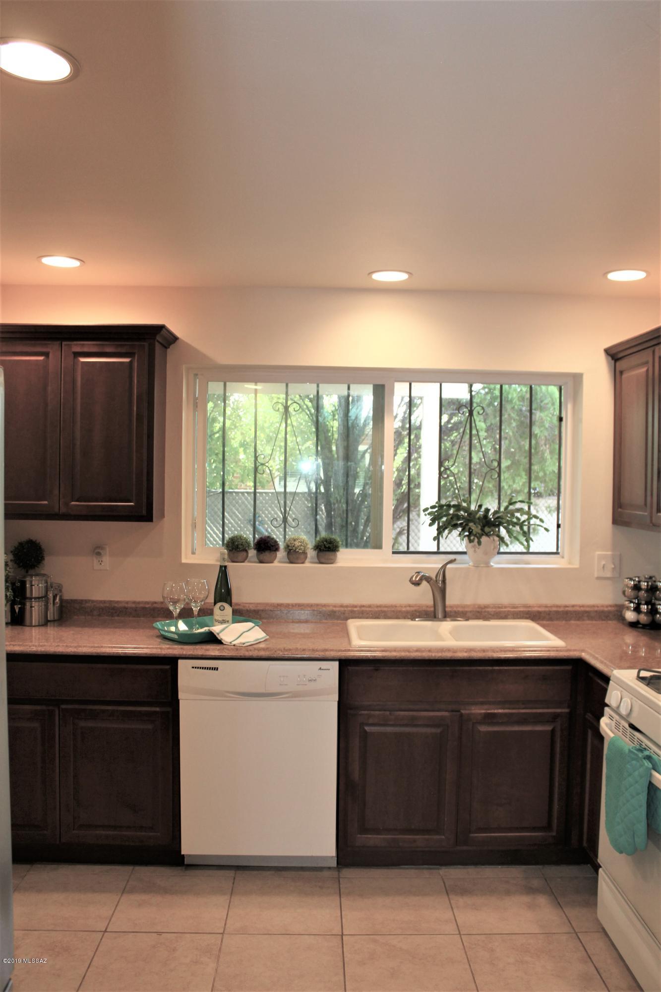 7523 East Golf Links Road Tucson, AZ 85730 - Photo 11 of 35 Gallery Image 11