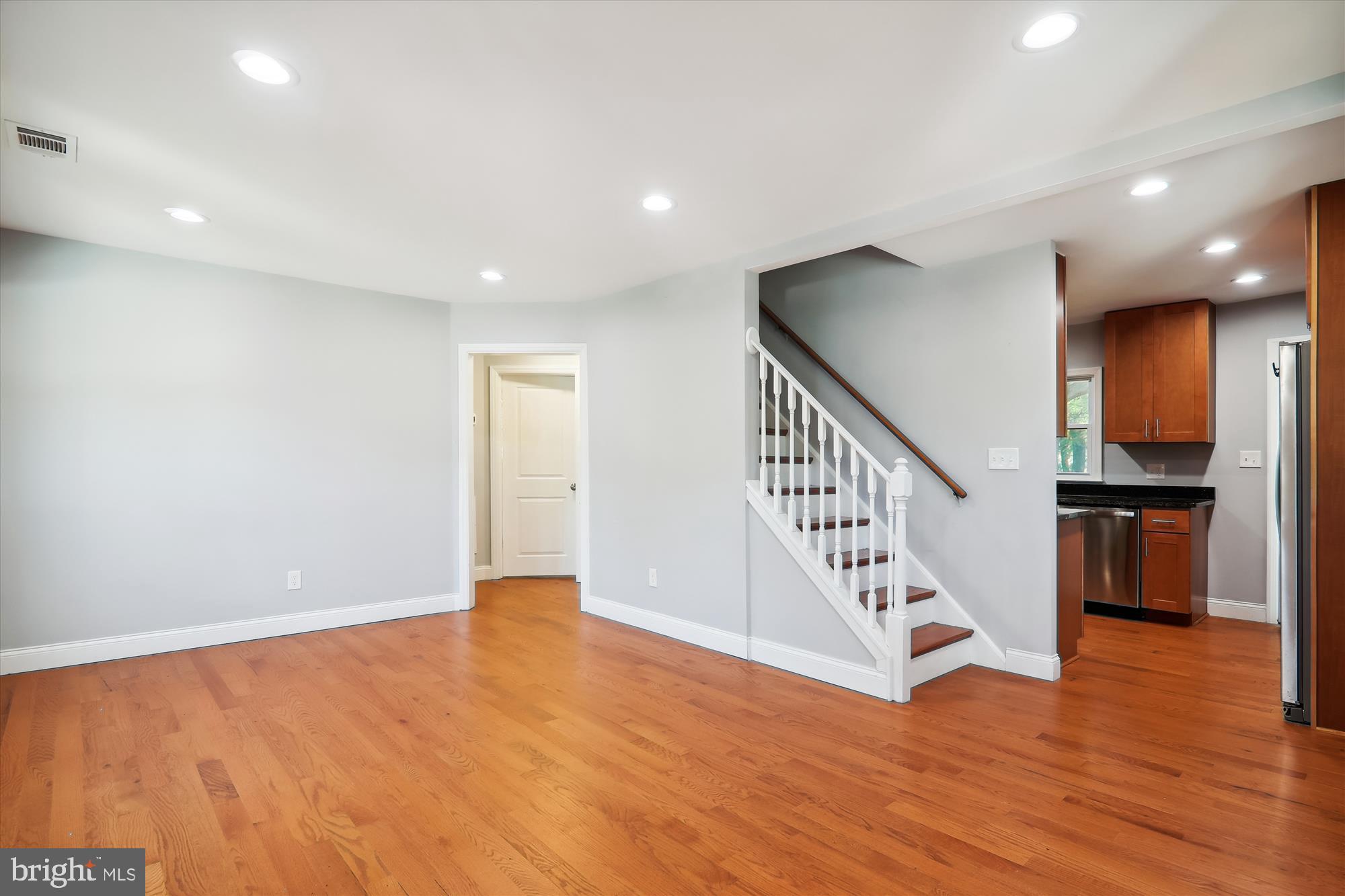 7103 Decatur Street Hyattsville, MD 20784 - Photo 6 of 20